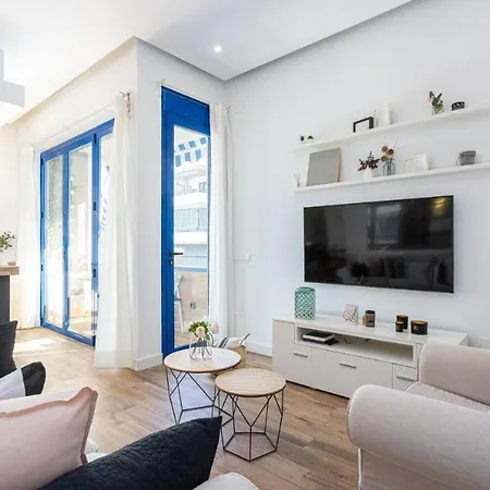 Castillo Bajo - Adults Only Apartment